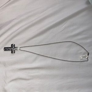 Stainless steel cross pendant necklace